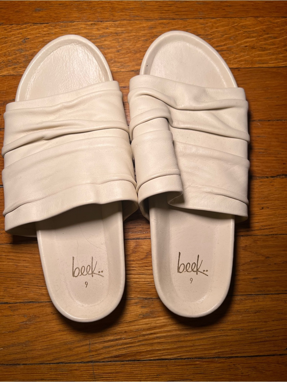 Been cream sandals. Size 39.